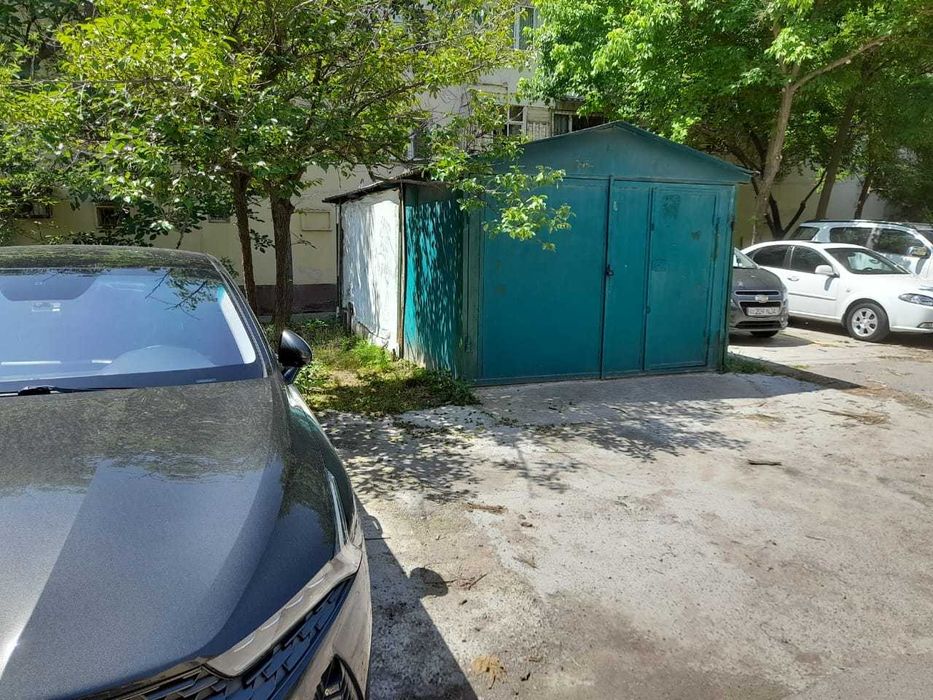 ГАРАЖ: ширина - 3м, длинна - 6м, высота 2.5м