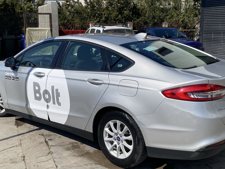 FORD Mondeo 2022 — imagine 2