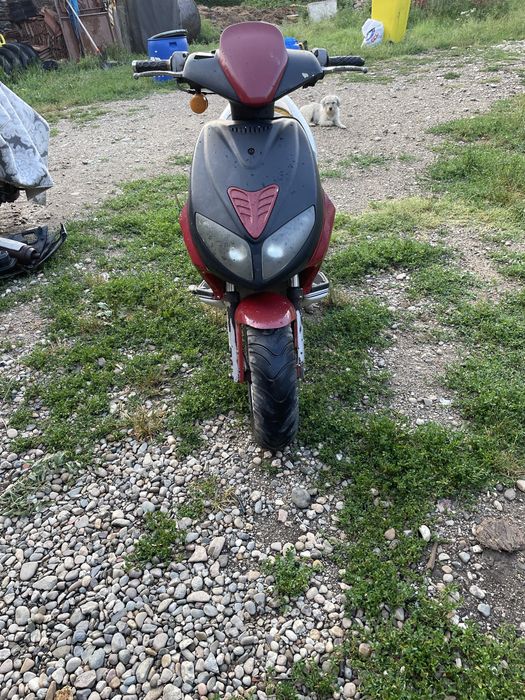 Vand scuter 4 t 50 cc