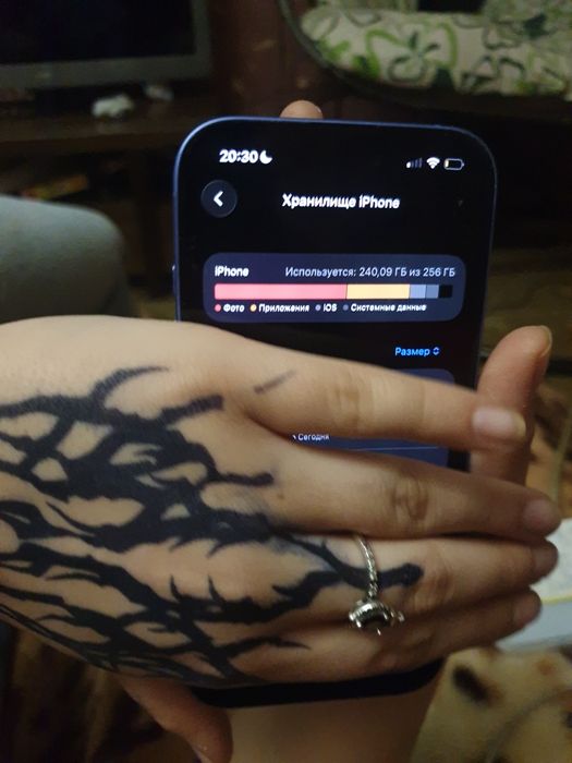 iPhone 16 с коробкой