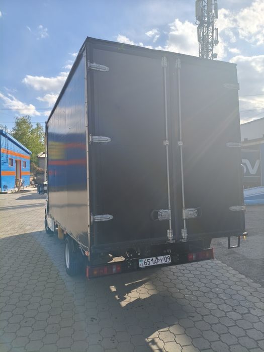 Продам КУЗОВ (будку) на газель