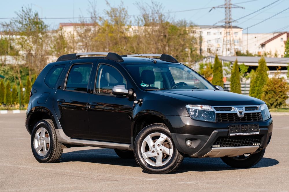 Vând Dacia Duster GPL