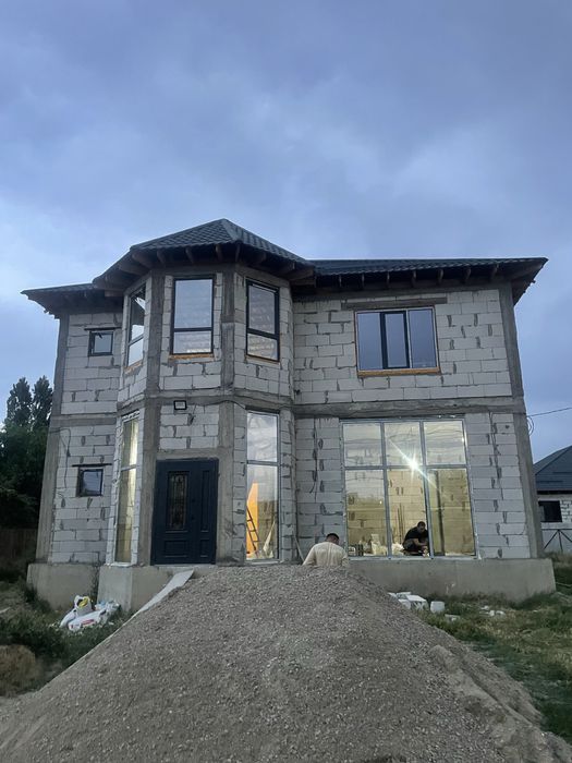 Терезе Есік Витраж