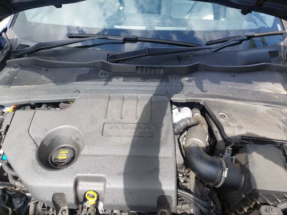 Dezmembram Jaguar E-Pace  2.0 d 150 kw 4x4 An 2020 32000 km
Cod 204DTY