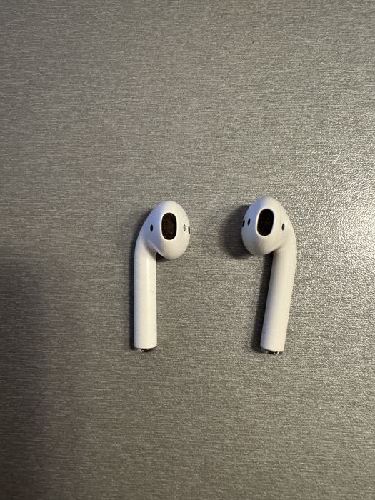 Продавам оригинални AirPods