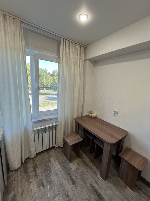Продам 2х комнатную квартиру бурова 19