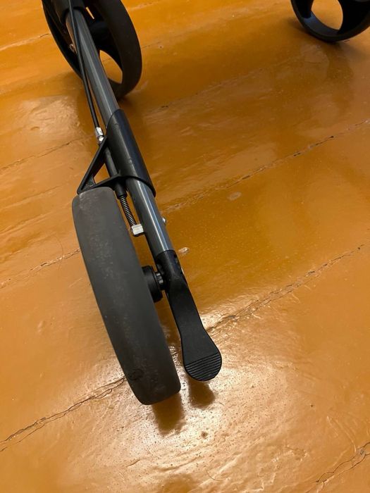 Коляска для инвалидов