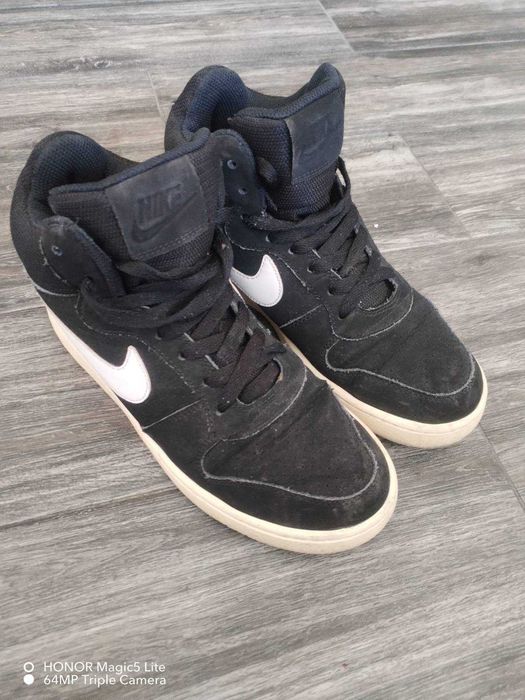 Дамски кецове Nike и др.