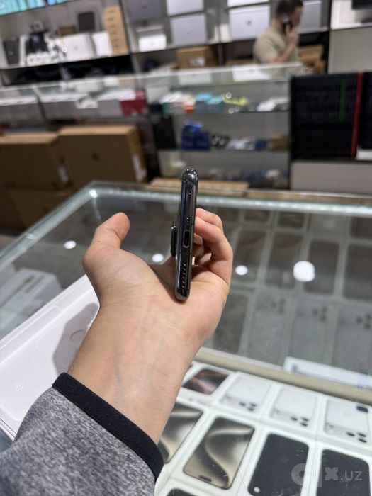 HUAWEI P60 Холати идеал экрани пасида синган жойи бор