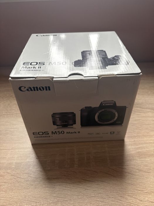 фотоапарат Canon EOS M50 Mark II (черен)