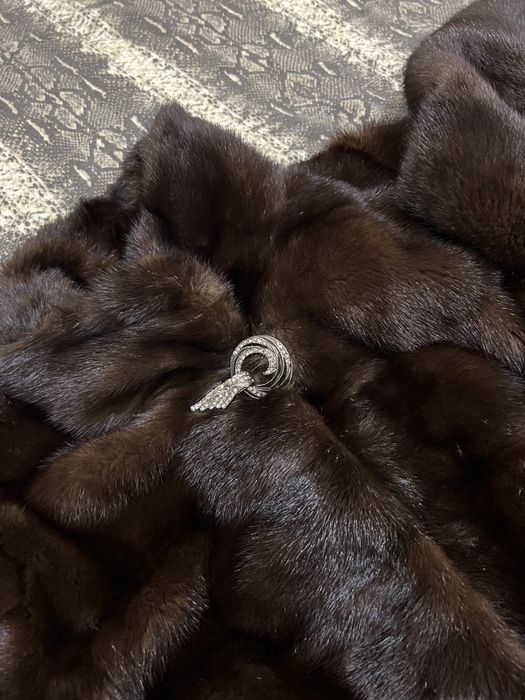 Продам норковую шубу!