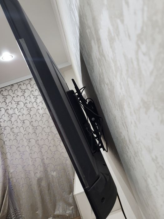 Телевизор Xiaomi 140см