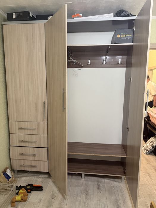 Продам шкаф . Продам шкаф