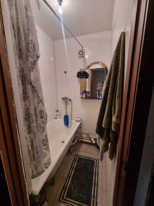 Продам 2-х комн. по ул. Ауэзова, 21