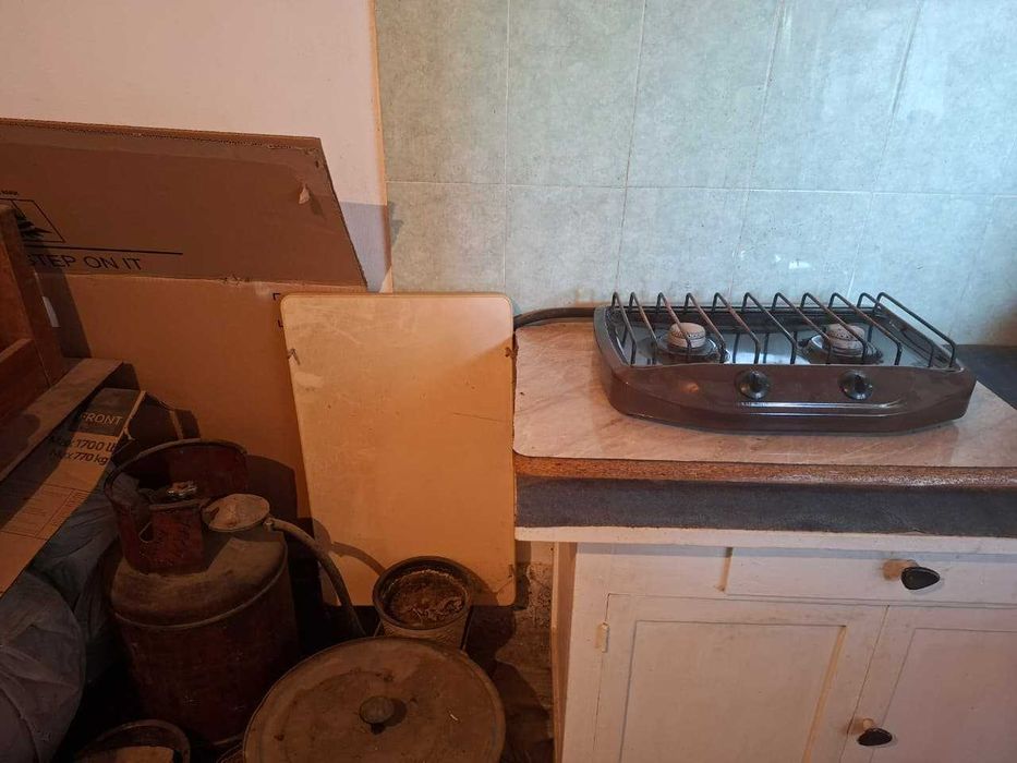 Продам турецкую газовую плиту с баллоном