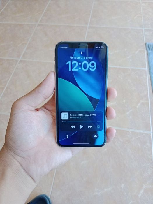 Iphone X alo holatda