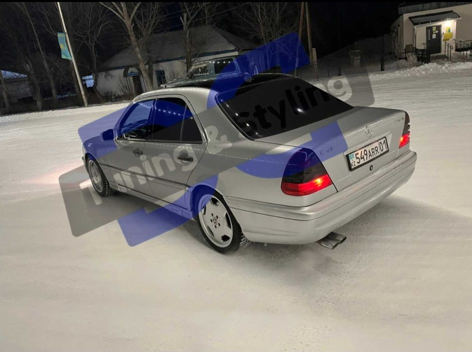 Бампер Пороги Мерседес w202