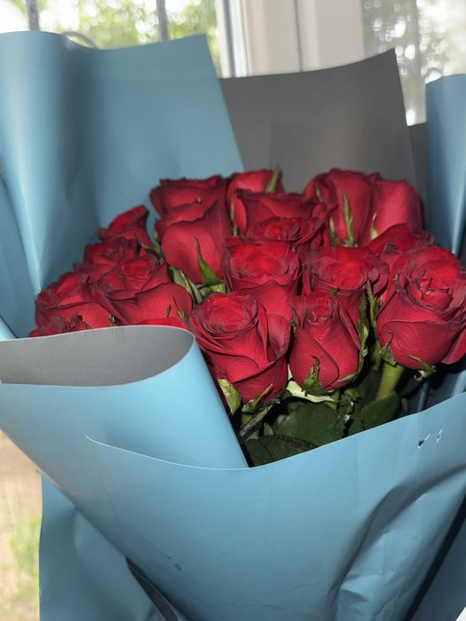 Продаются 21 красная роза