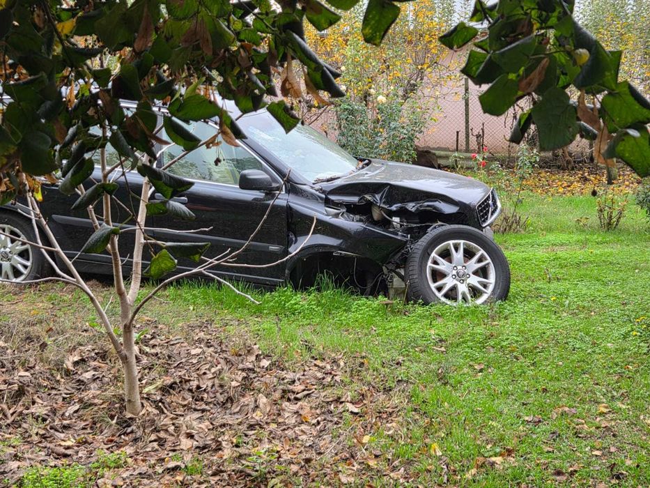 Vand Volvo Xc90 pentru dezmembrari