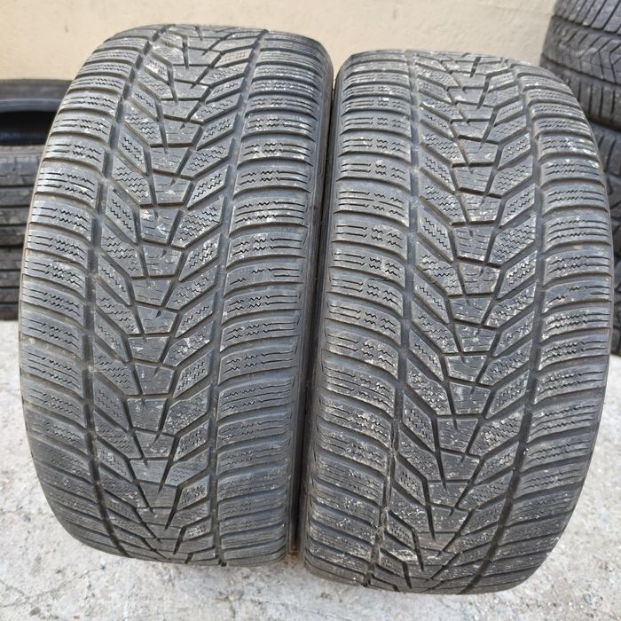 Anvelope 245/40R19 marca Hankook, DOT 2022,M+S,5.5 mm