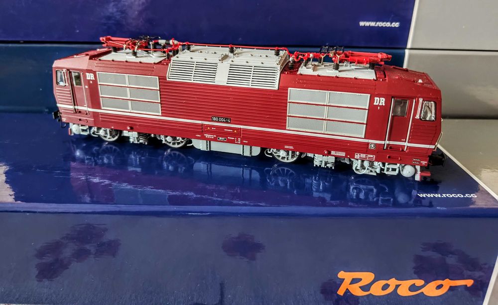 Roco електрически локомотив DR 180 Н0 1/87
