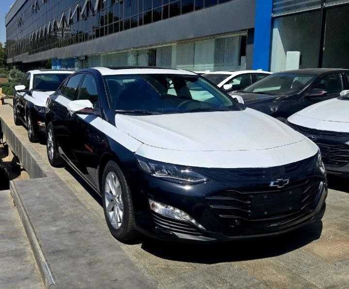 Chevrolet Malibu 2025 — 2
