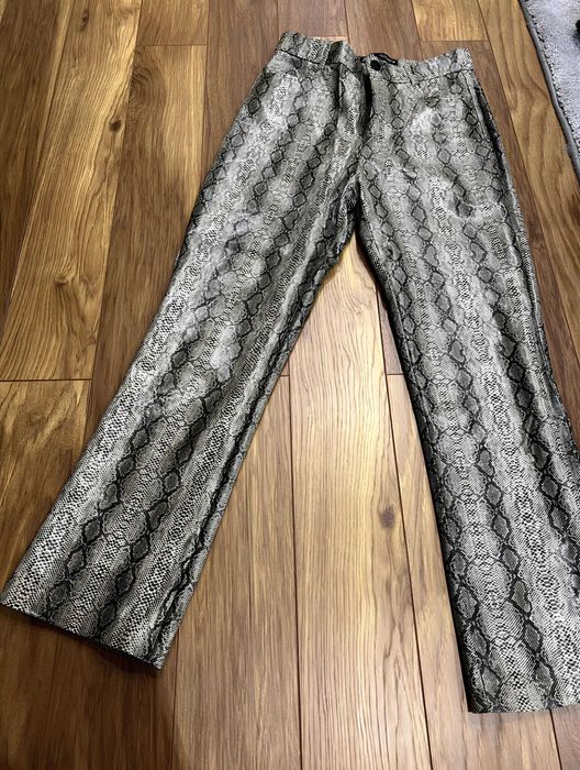 Дамски кожен змийски панталон "Зара" / "Zara", змийски принт, размер S