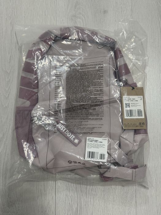Рюкзаки Nike новые