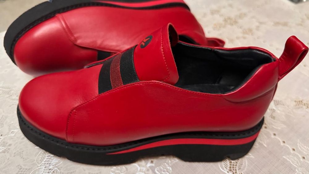 Продаю Новый Обувь 36р