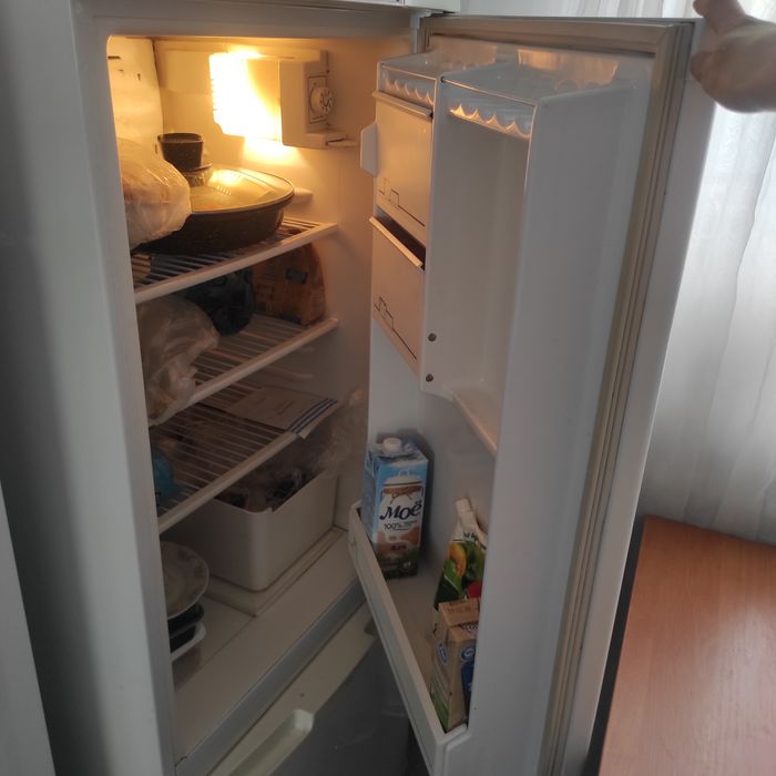Продам холодильник