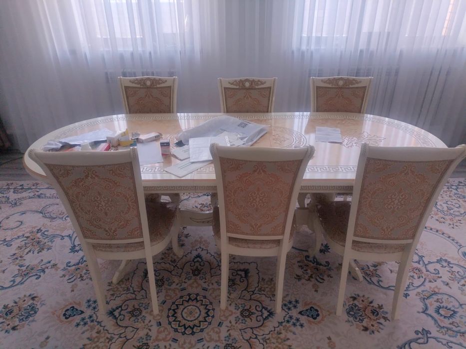 Продам стол со стульями