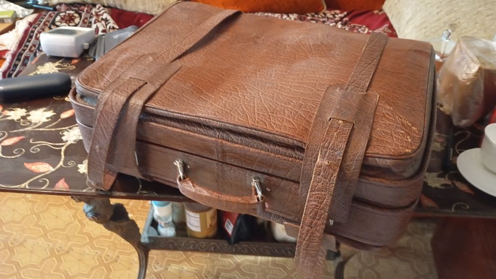 Продаю швейную машинку советский