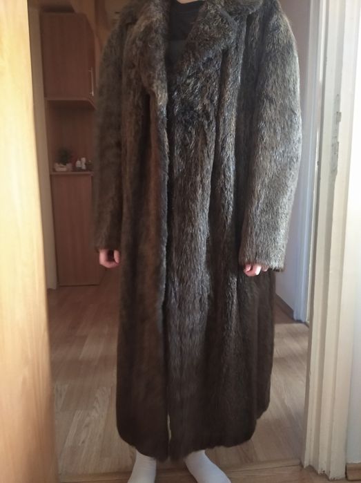 Haina de blana de nurca