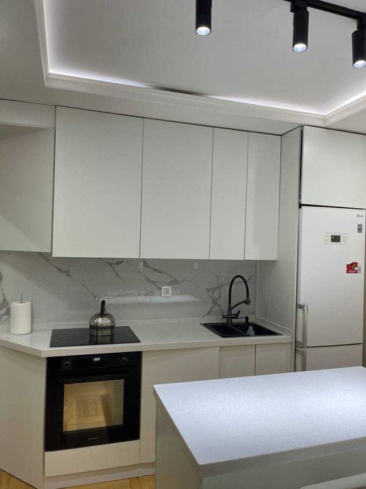 2-комн. квартира переделана в 3, 69 м², Дархан