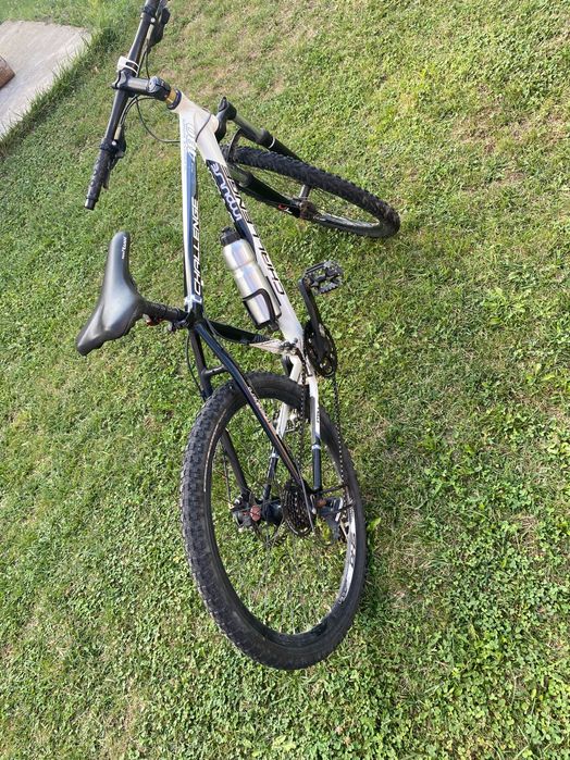 Vând bicicletă DHS CHALLLENGE 480 aluminiu, schimbătoare shimano acera