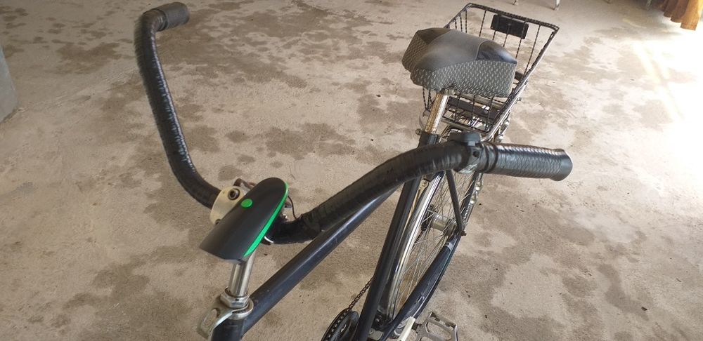 Velosiped yaxshi minilgan hamma joyi yangi
