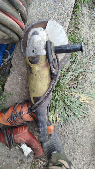 Электроинструмент