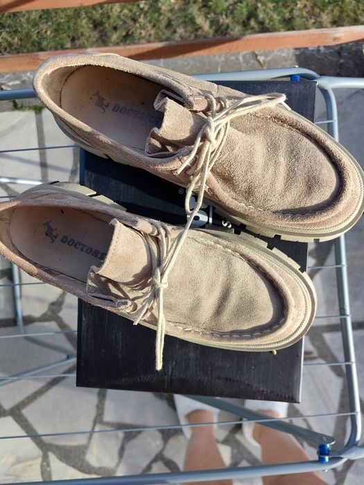 Дамски обувки  от естествени материали