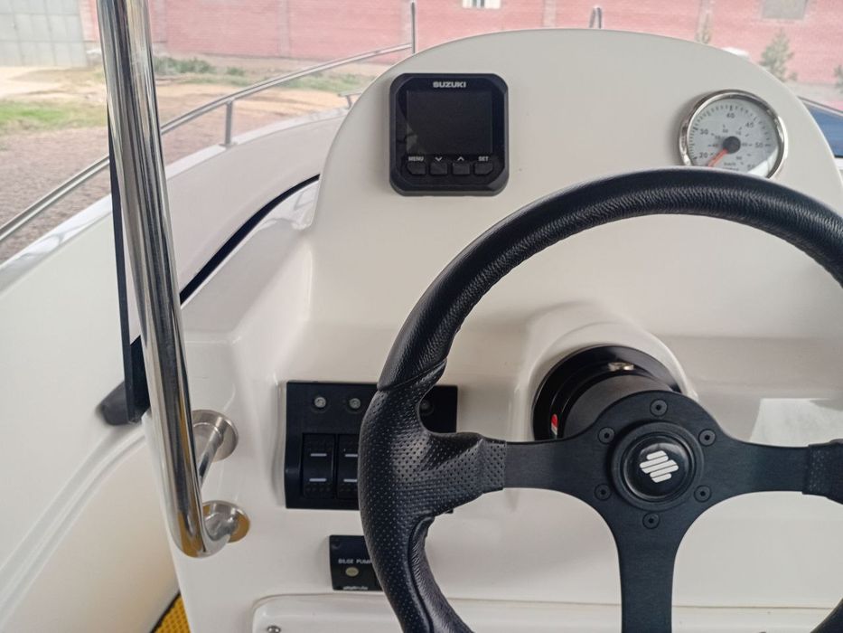 Катер КатерЭмиль 570 спорт двигатель сузуки 140df-4 такт