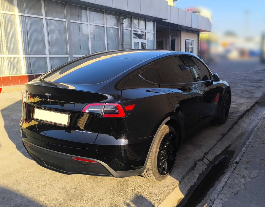 Tesla Y sotiladi SROCHNO | продается тесла