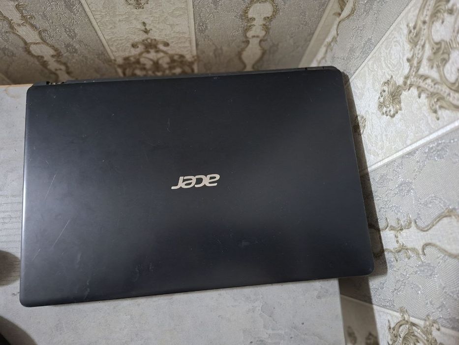 Noutbuk, ACER core3
