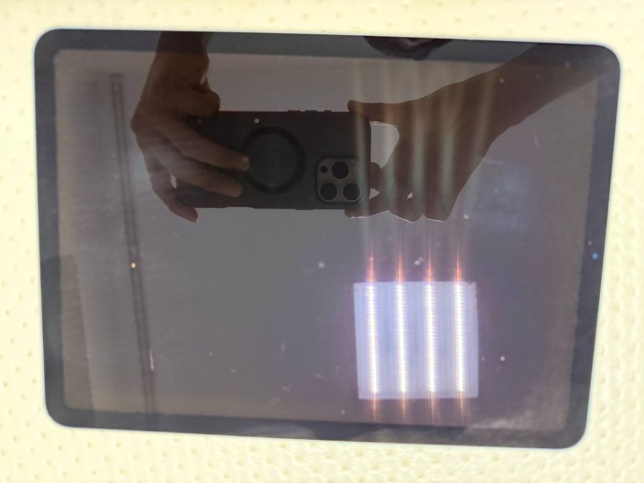 Продается iPad air 4 срочно