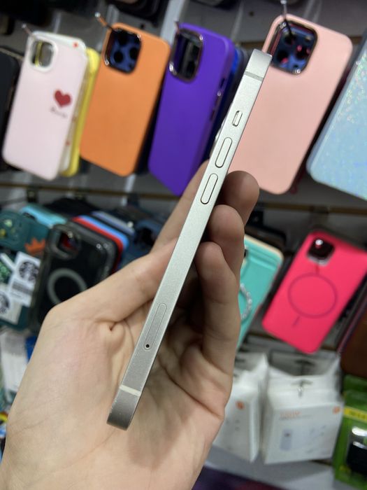 iPhone 13 128Gb ideal