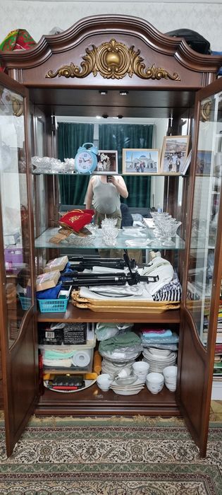 Сервант витрина для посуды