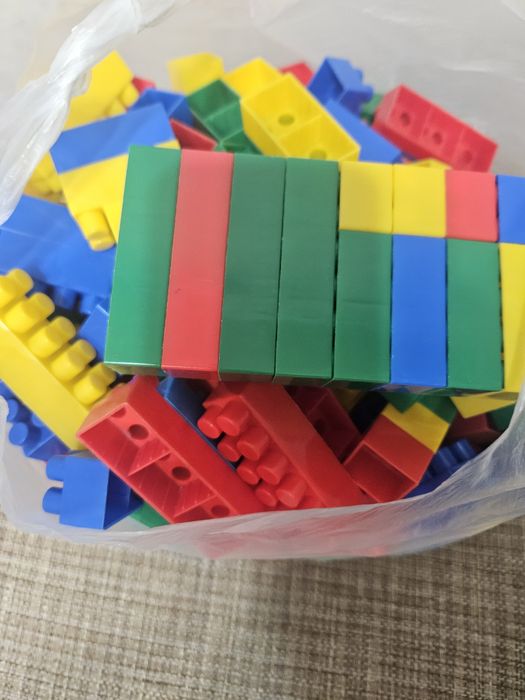 Конструктор пластиковый