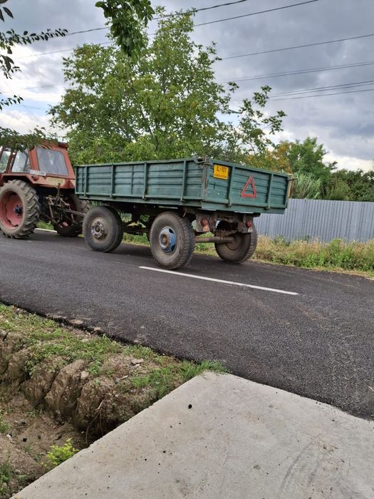 Vând remorcă agricolă