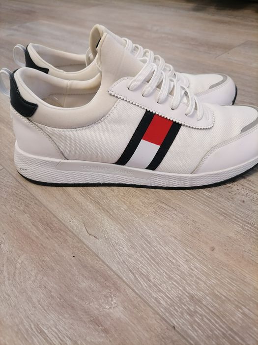 De vânzare. Preț 500 de lei ambele perechi