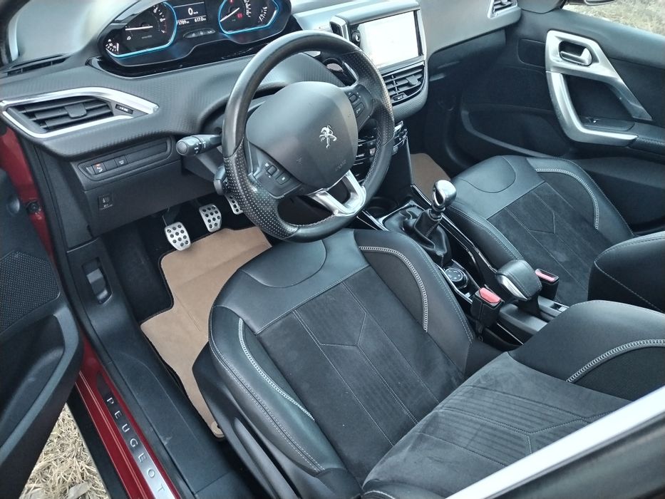 Peugeot 2008/ AN 2016/1.2 BENZINA 131 cp/EURO 6/KM 71000/