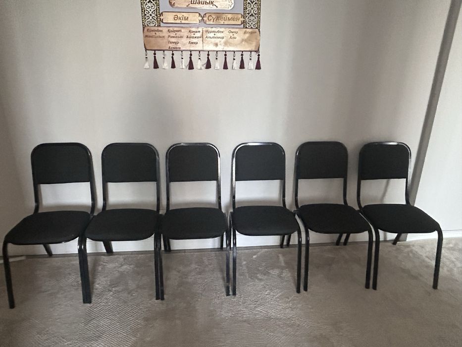 продам крепкие стулья