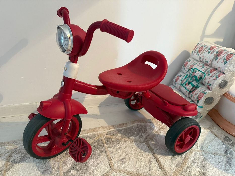 Продам детский велосипед 3х колесный